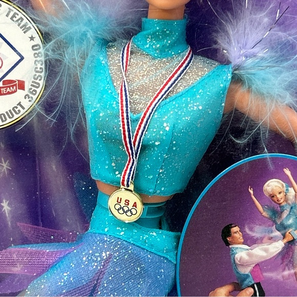 USA OLYMPIC SKATER BARBIE~1997 NAGANO OLYMPICS-SKATE & SPIN-MATTEL Vtg - Picture 3 of 10